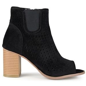Journee Collection Emm Bootie